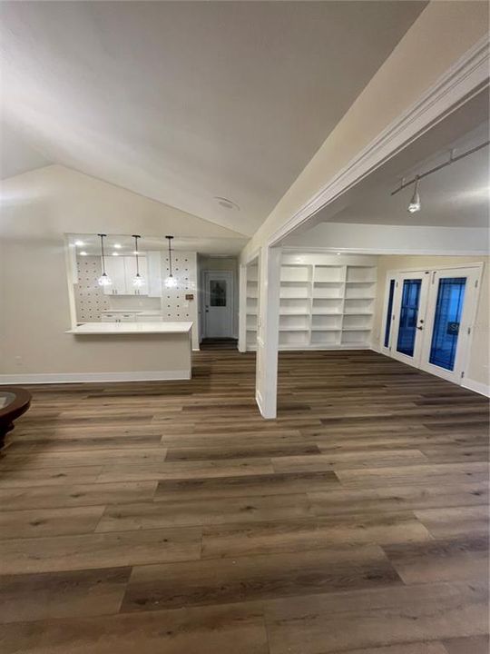 出租: $2,950 (4 贝兹, 2 浴室, 1880 平方英尺)