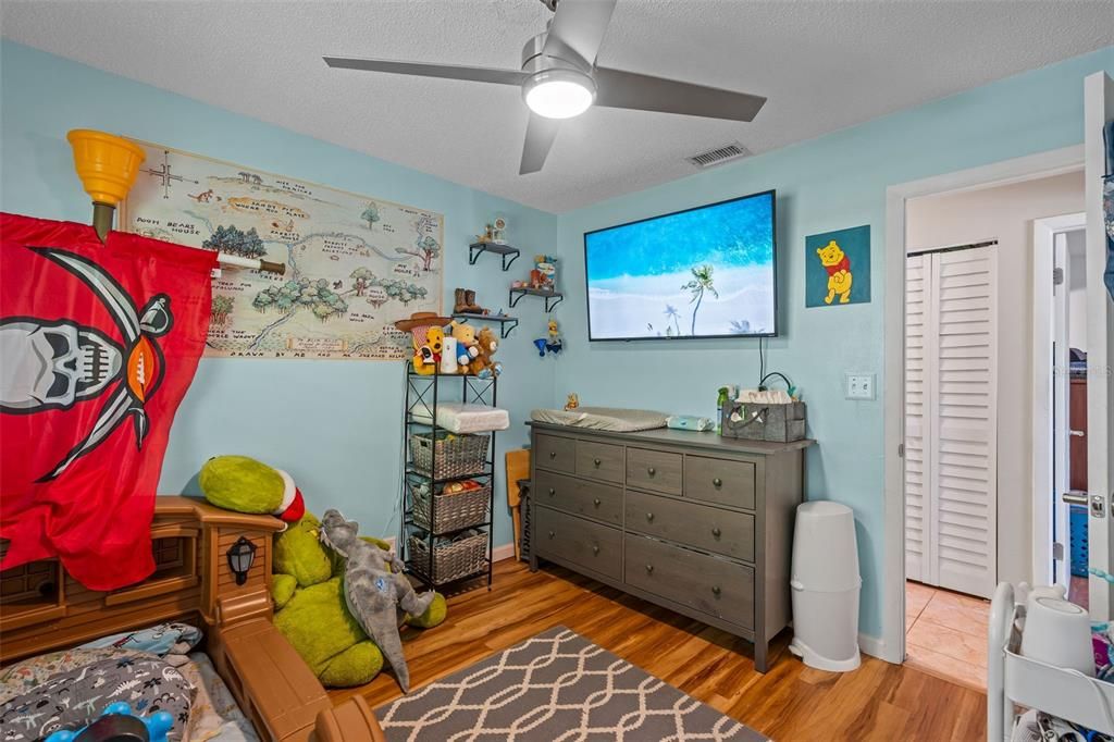 For Sale: $395,000 (3 beds, 2 baths, 1130 Square Feet)