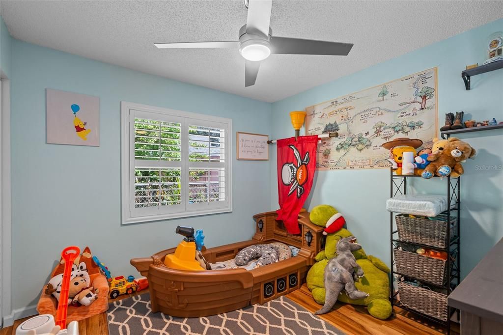 For Sale: $395,000 (3 beds, 2 baths, 1130 Square Feet)