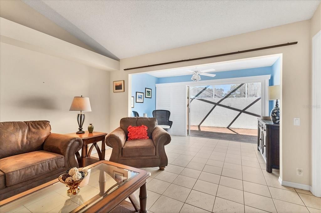 For Sale: $279,900 (3 beds, 2 baths, 1938 Square Feet)