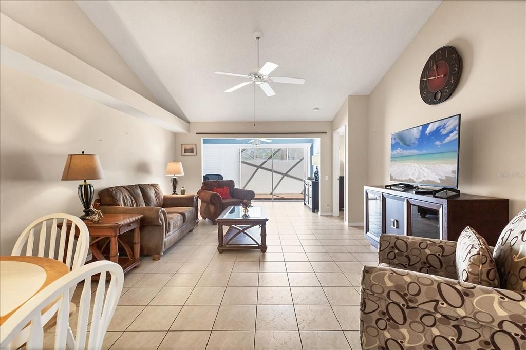 For Sale: $279,900 (3 beds, 2 baths, 1938 Square Feet)