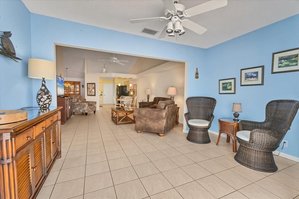 For Sale: $279,900 (3 beds, 2 baths, 1938 Square Feet)