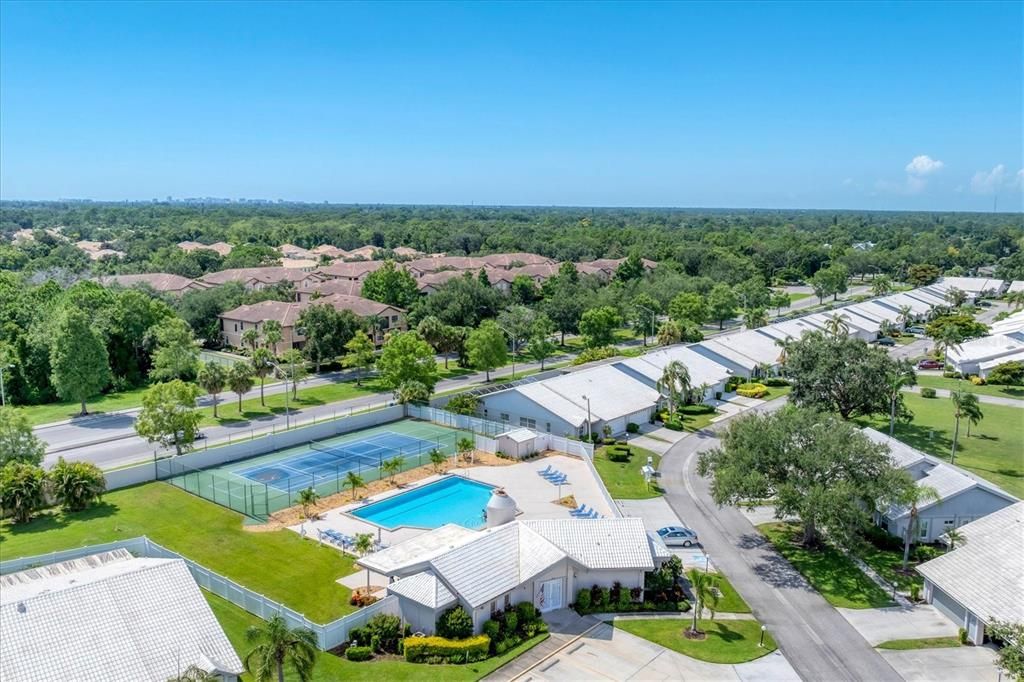 For Sale: $279,900 (3 beds, 2 baths, 1938 Square Feet)