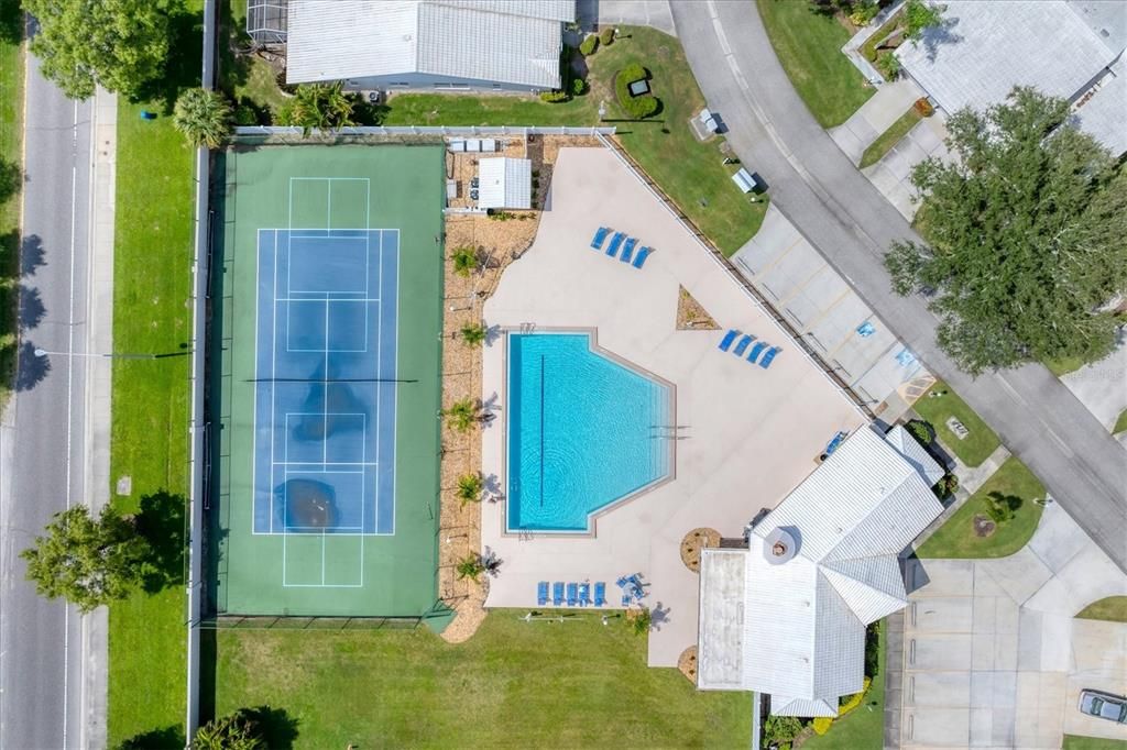 For Sale: $279,900 (3 beds, 2 baths, 1938 Square Feet)