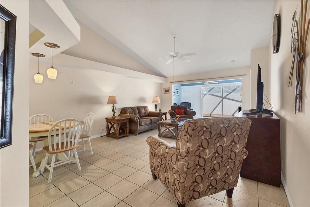 For Sale: $279,900 (3 beds, 2 baths, 1938 Square Feet)