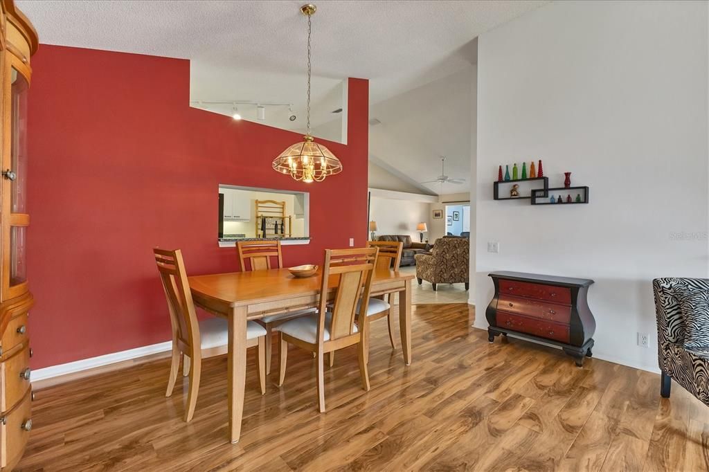 For Sale: $279,900 (3 beds, 2 baths, 1938 Square Feet)