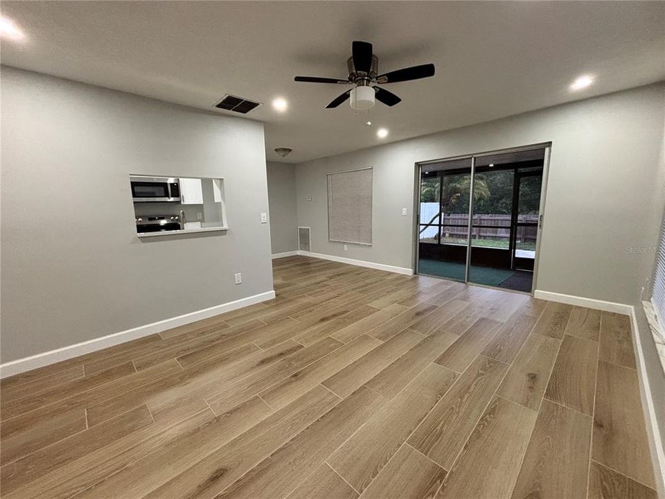 В аренду: $1,450 (1 спален, 1 ванн, 638 Квадратных фут)