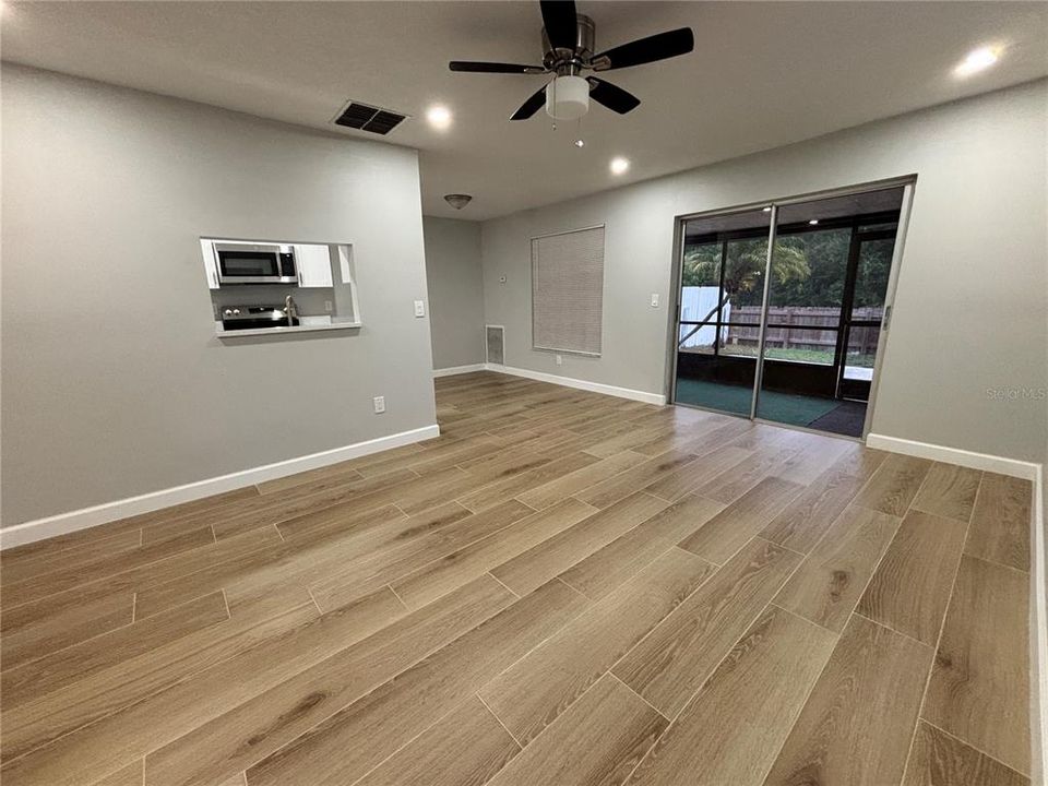 В аренду: $1,450 (1 спален, 1 ванн, 638 Квадратных фут)