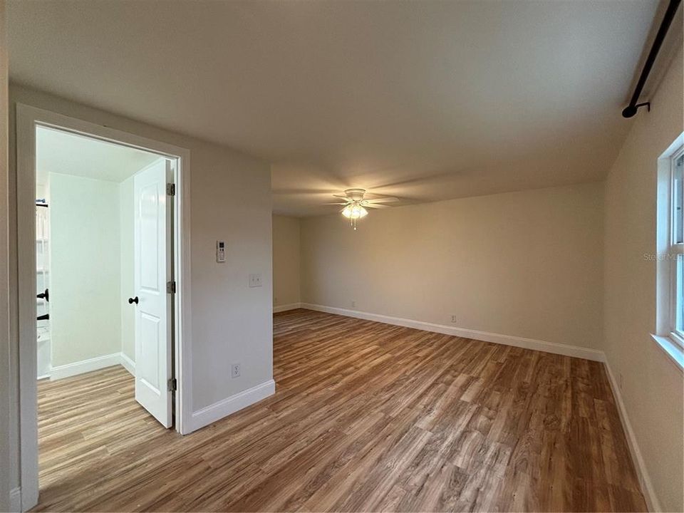 待售: $795,000 (4 贝兹, 3 浴室, 2800 平方英尺)