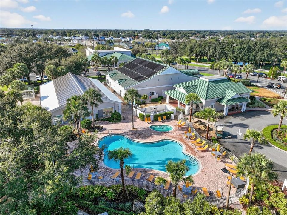 Под контрактом: $299,900 (3 спален, 2 ванн, 1695 Квадратных фут)