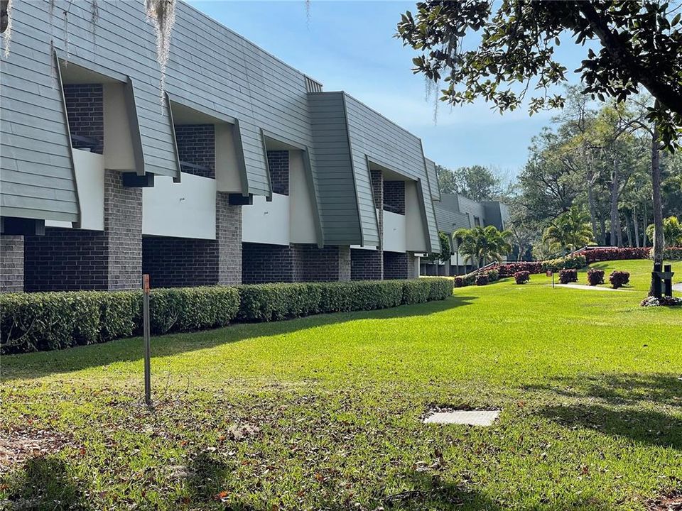 For Rent: $1,400 (1 beds, 1 baths, 530 Square Feet)