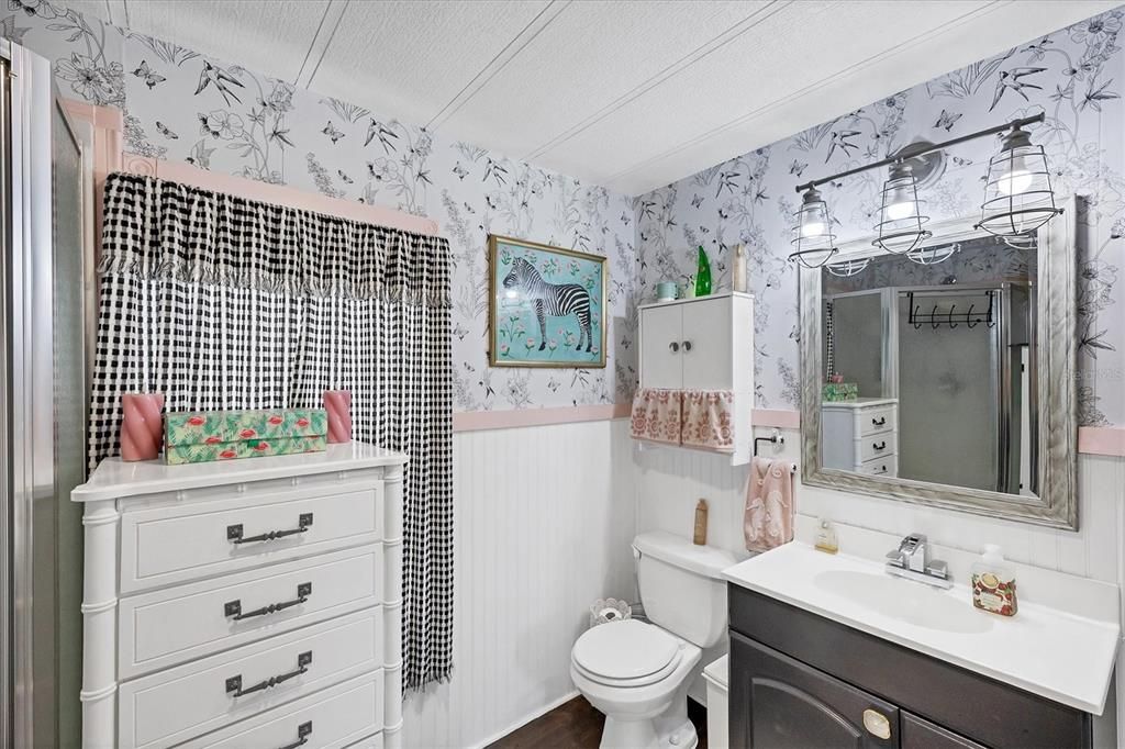 For Sale: $169,000 (2 beds, 2 baths, 1013 Square Feet)