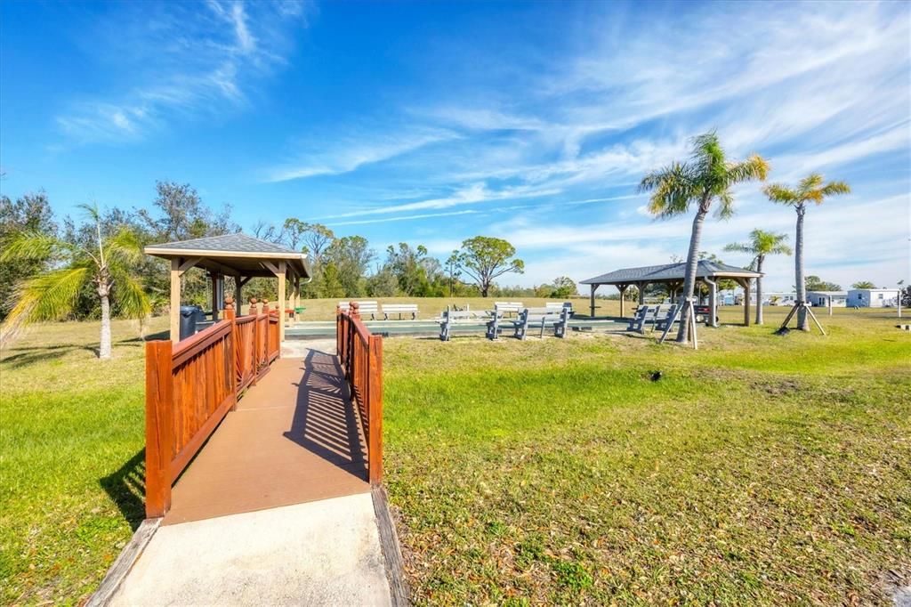 For Sale: $169,000 (2 beds, 2 baths, 1013 Square Feet)