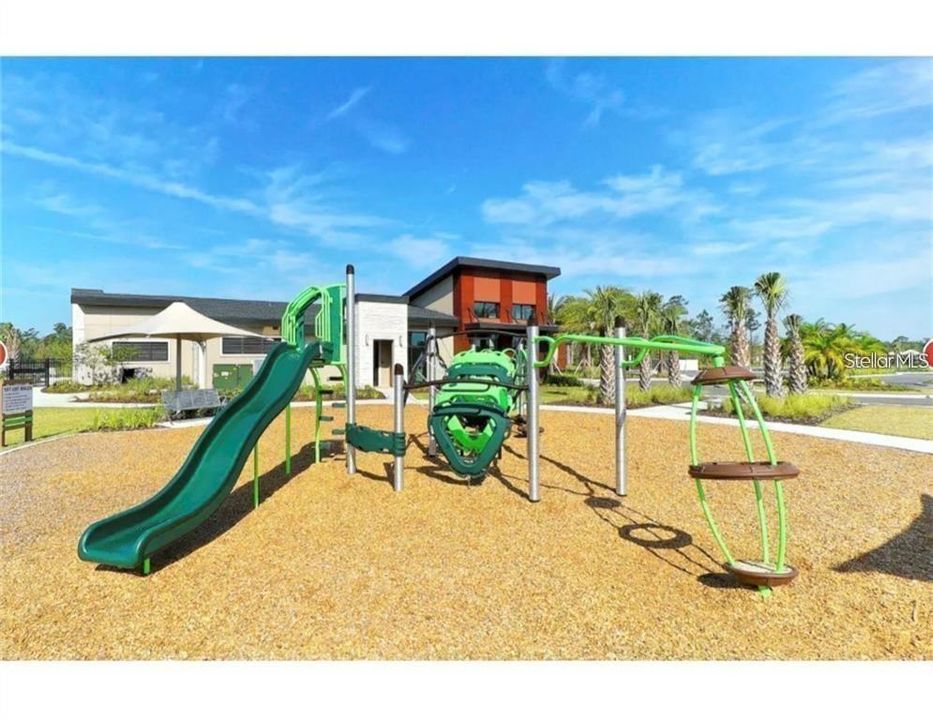 For Sale: $439,000 (4 beds, 2 baths, 2162 Square Feet)