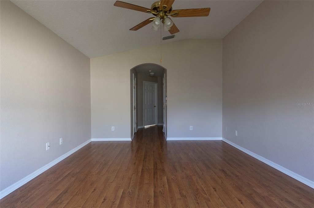 For Sale: $445,000 (3 beds, 2 baths, 1848 Square Feet)