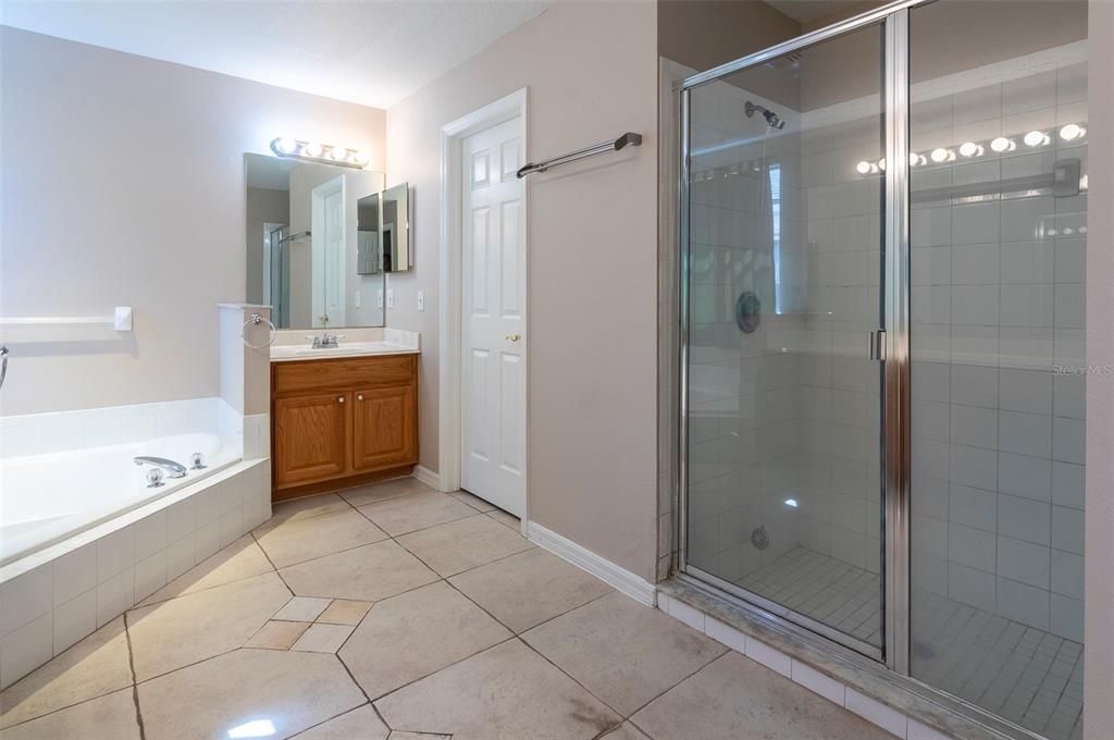 For Sale: $445,000 (3 beds, 2 baths, 1848 Square Feet)