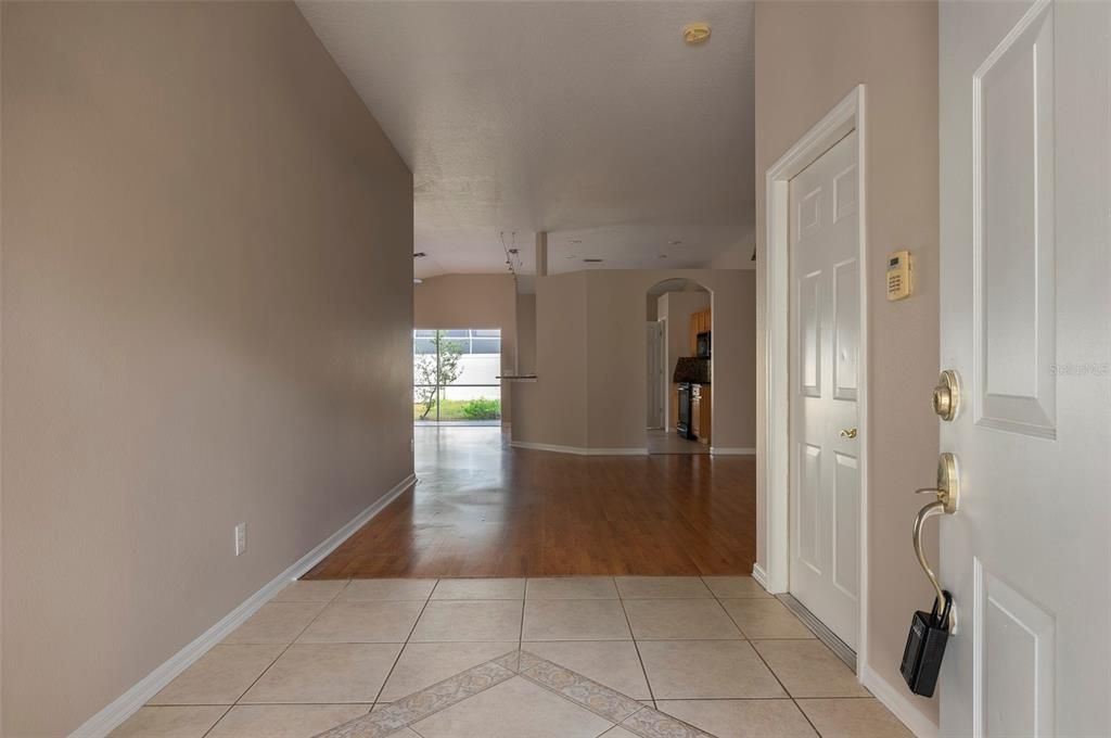 For Sale: $445,000 (3 beds, 2 baths, 1848 Square Feet)