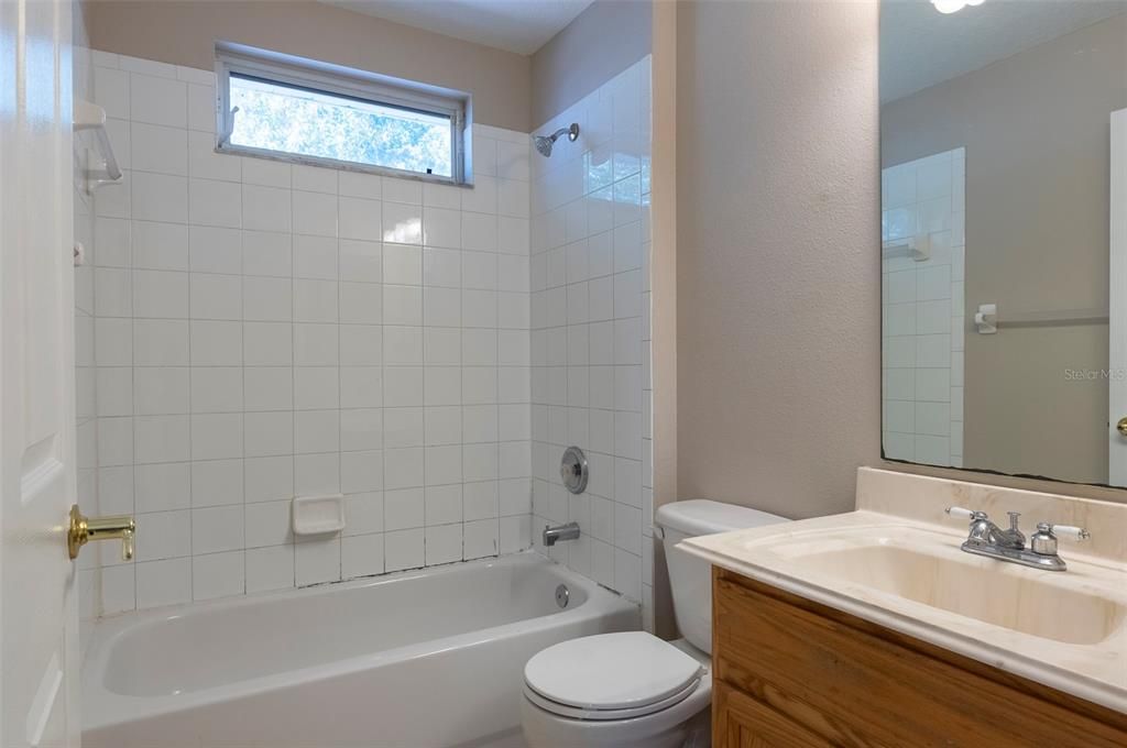 For Sale: $445,000 (3 beds, 2 baths, 1848 Square Feet)