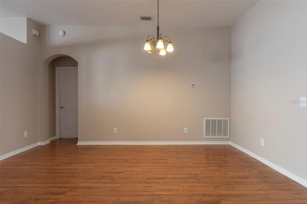 For Sale: $445,000 (3 beds, 2 baths, 1848 Square Feet)