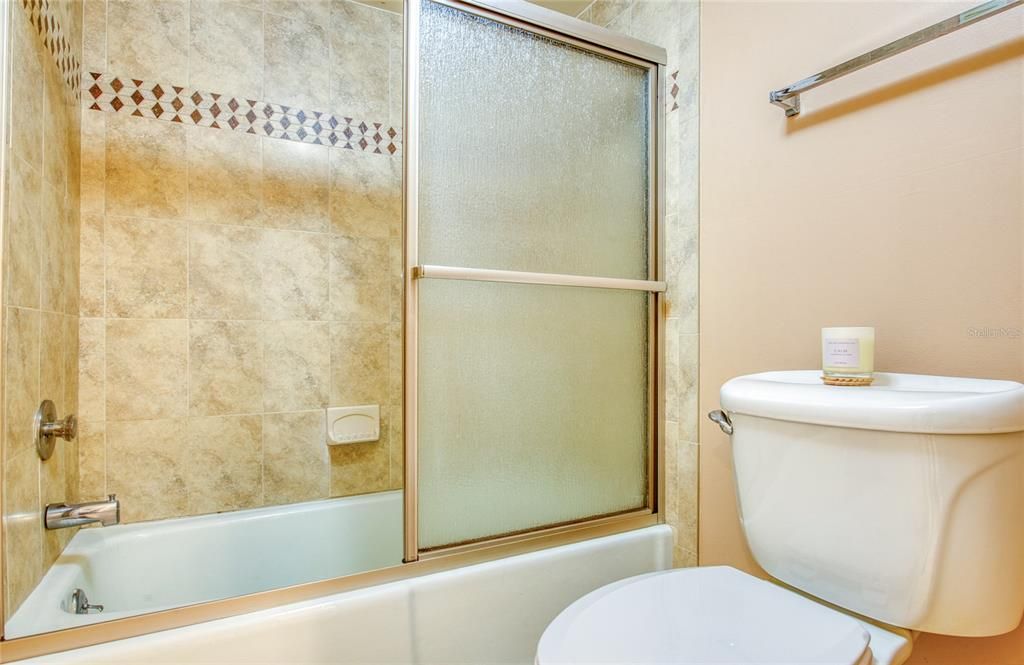 For Sale: $244,900 (2 beds, 2 baths, 1440 Square Feet)