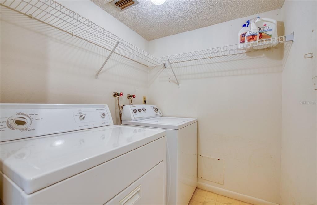 For Sale: $244,900 (2 beds, 2 baths, 1440 Square Feet)