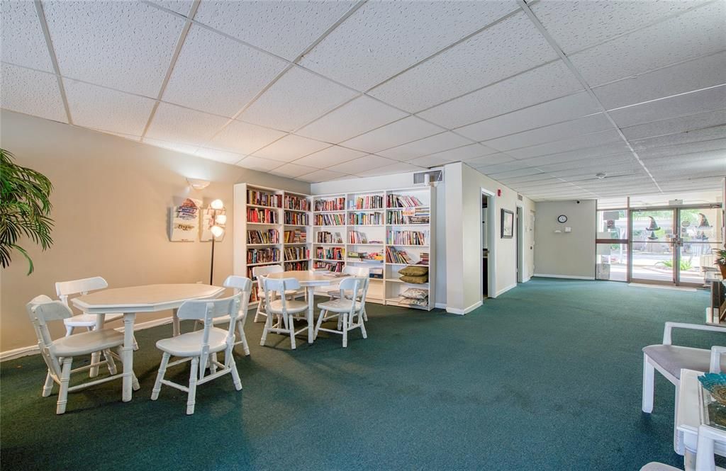 For Sale: $244,900 (2 beds, 2 baths, 1440 Square Feet)