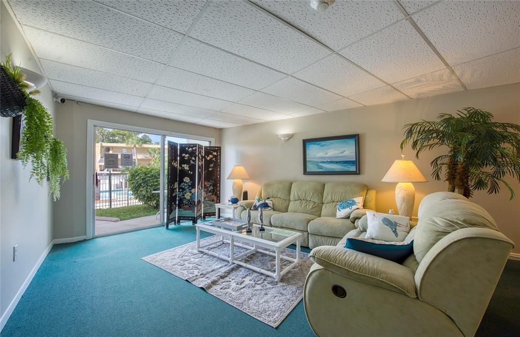 For Sale: $244,900 (2 beds, 2 baths, 1440 Square Feet)