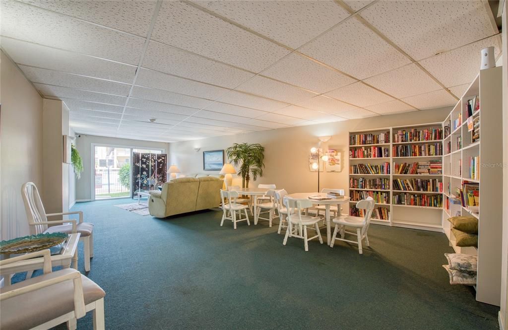 For Sale: $244,900 (2 beds, 2 baths, 1440 Square Feet)