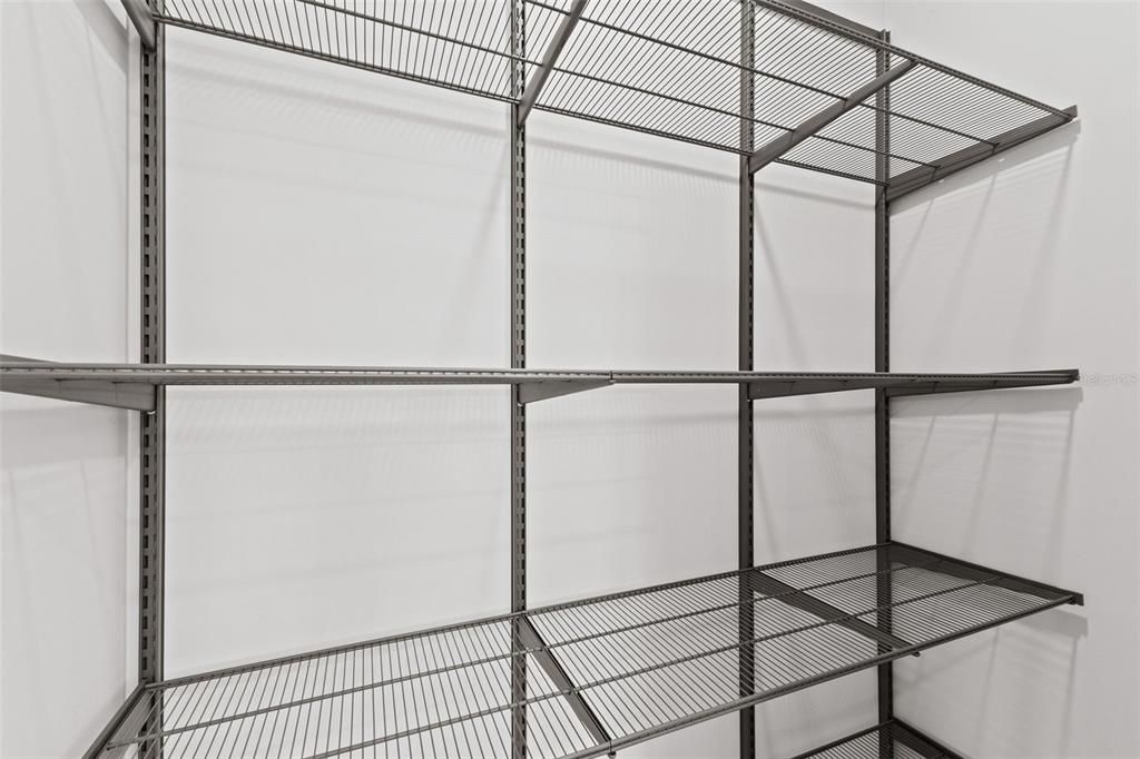 For Sale: $795,000 (3 beds, 3 baths, 1875 Square Feet)