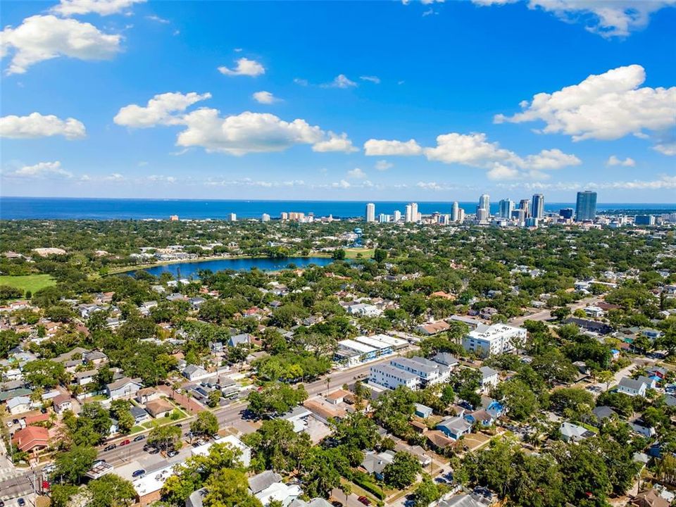 For Sale: $795,000 (3 beds, 3 baths, 1875 Square Feet)