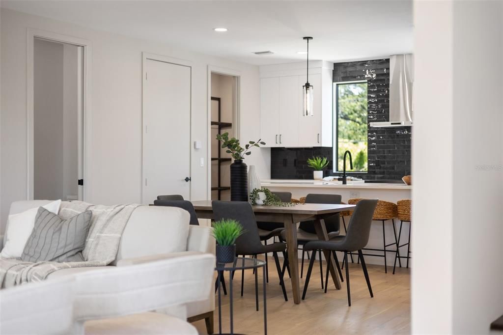 For Sale: $795,000 (3 beds, 3 baths, 1875 Square Feet)