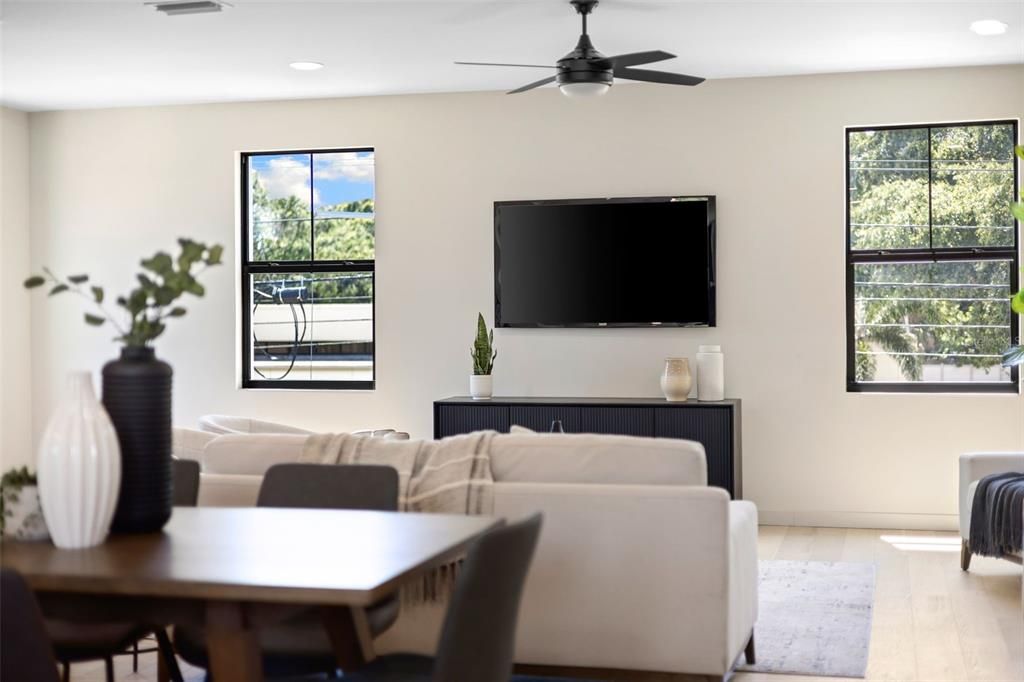 For Sale: $795,000 (3 beds, 3 baths, 1875 Square Feet)