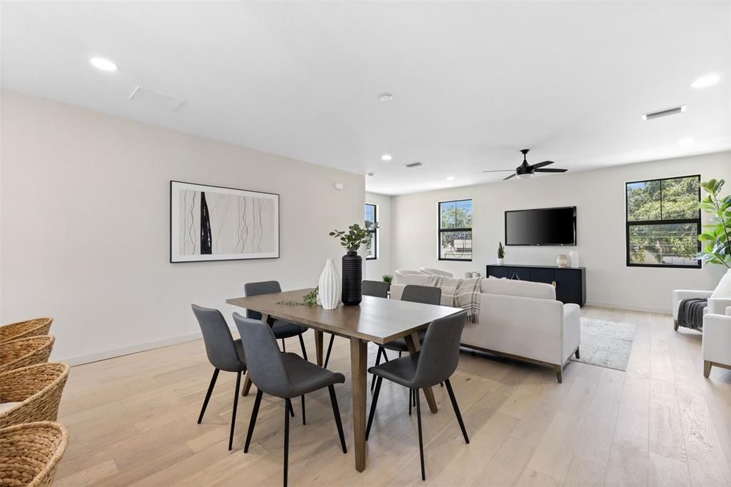 For Sale: $795,000 (3 beds, 3 baths, 1875 Square Feet)