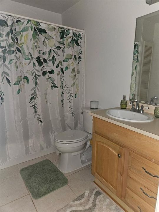 Active With Contract: $300,000 (2 beds, 3 baths, 2584 Square Feet)