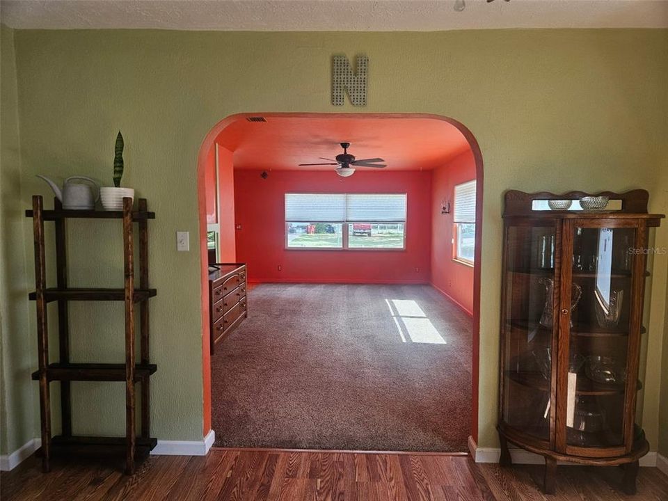 Active With Contract: $300,000 (2 beds, 3 baths, 2584 Square Feet)