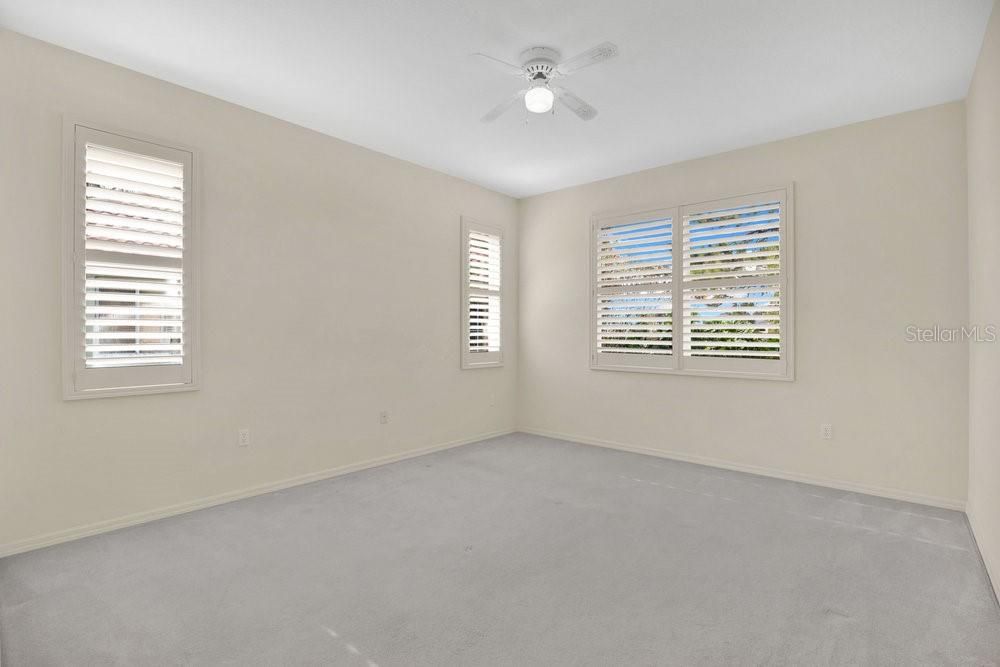 En Venta: $400,000 (3 camas, 2 baños, 1928 Pies cuadrados)