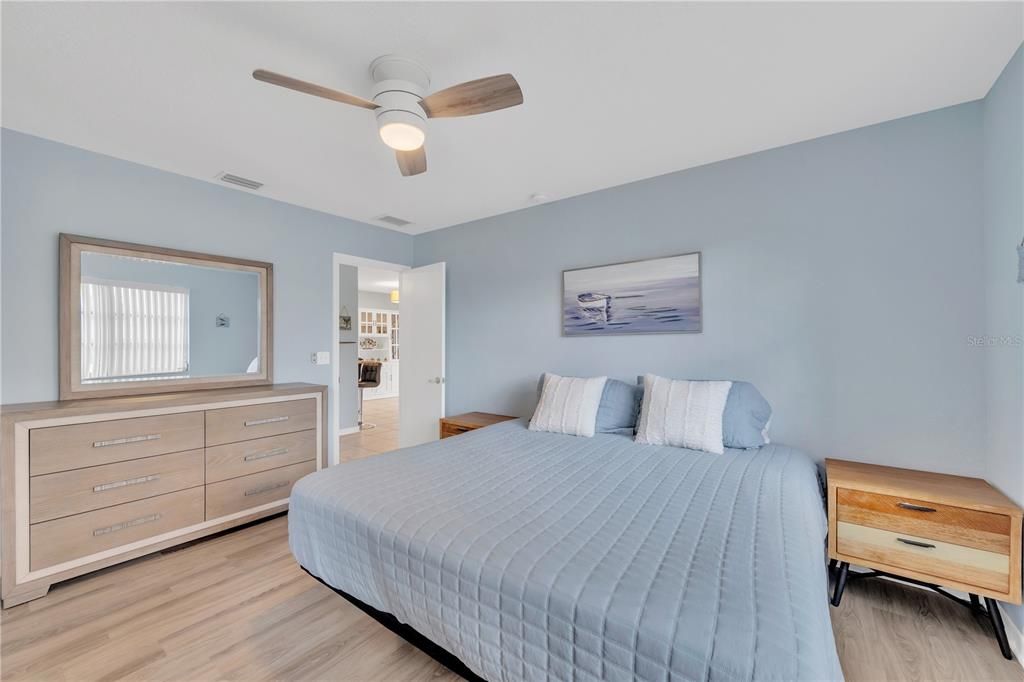 For Rent: $2,800 (2 beds, 2 baths, 1312 Square Feet)