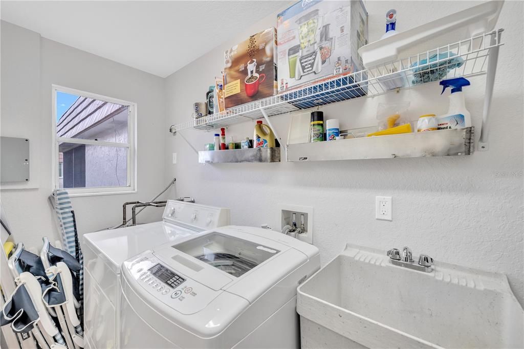 For Rent: $2,800 (2 beds, 2 baths, 1312 Square Feet)