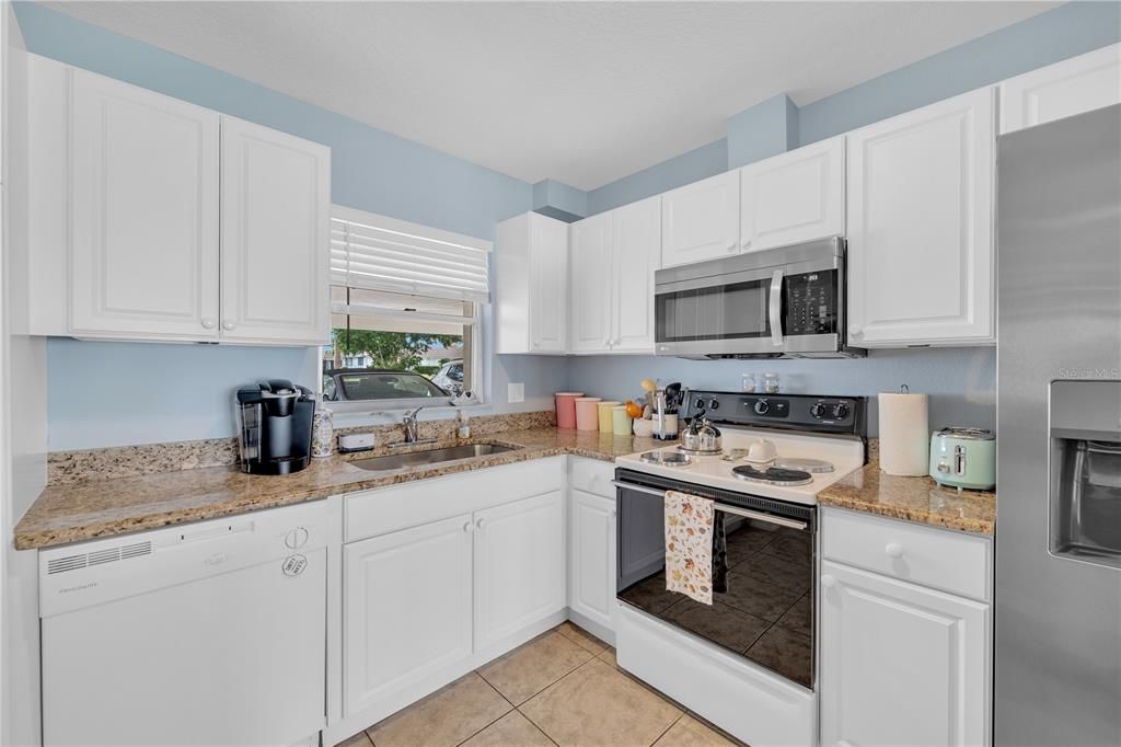 For Rent: $2,800 (2 beds, 2 baths, 1312 Square Feet)