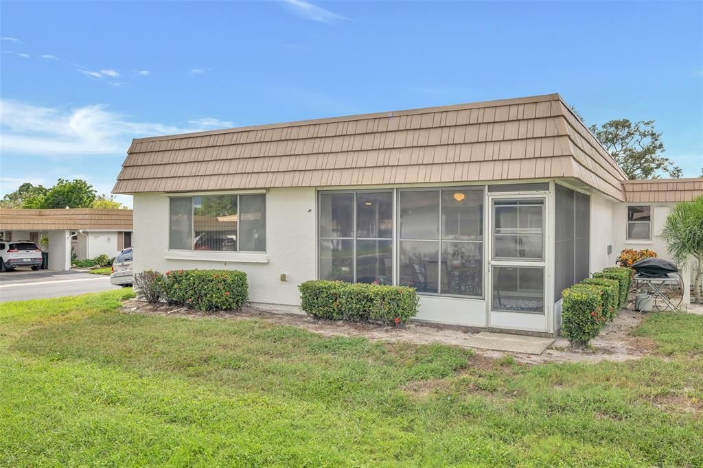 For Rent: $2,800 (2 beds, 2 baths, 1312 Square Feet)