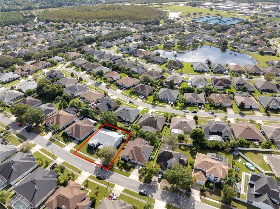 Active With Contract: $460,000 (5 beds, 2 baths, 2628 Square Feet)