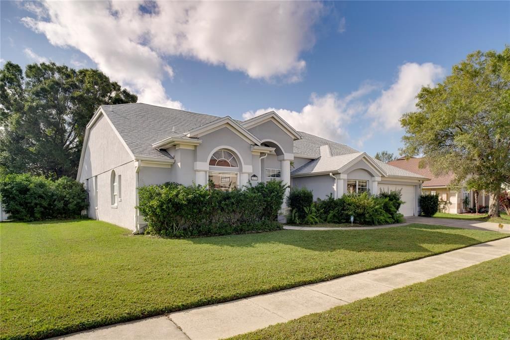 Active With Contract: $460,000 (5 beds, 2 baths, 2628 Square Feet)