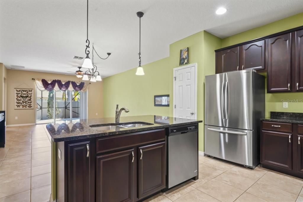 Active With Contract: $369,000 (3 beds, 2 baths, 1740 Square Feet)