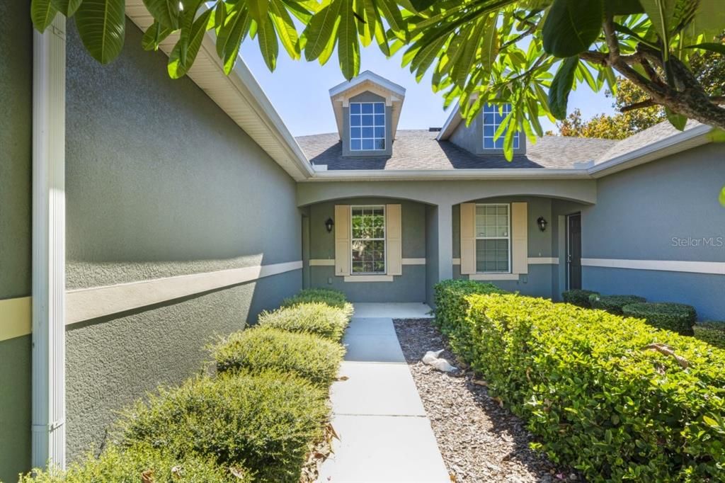 Active With Contract: $369,000 (3 beds, 2 baths, 1740 Square Feet)