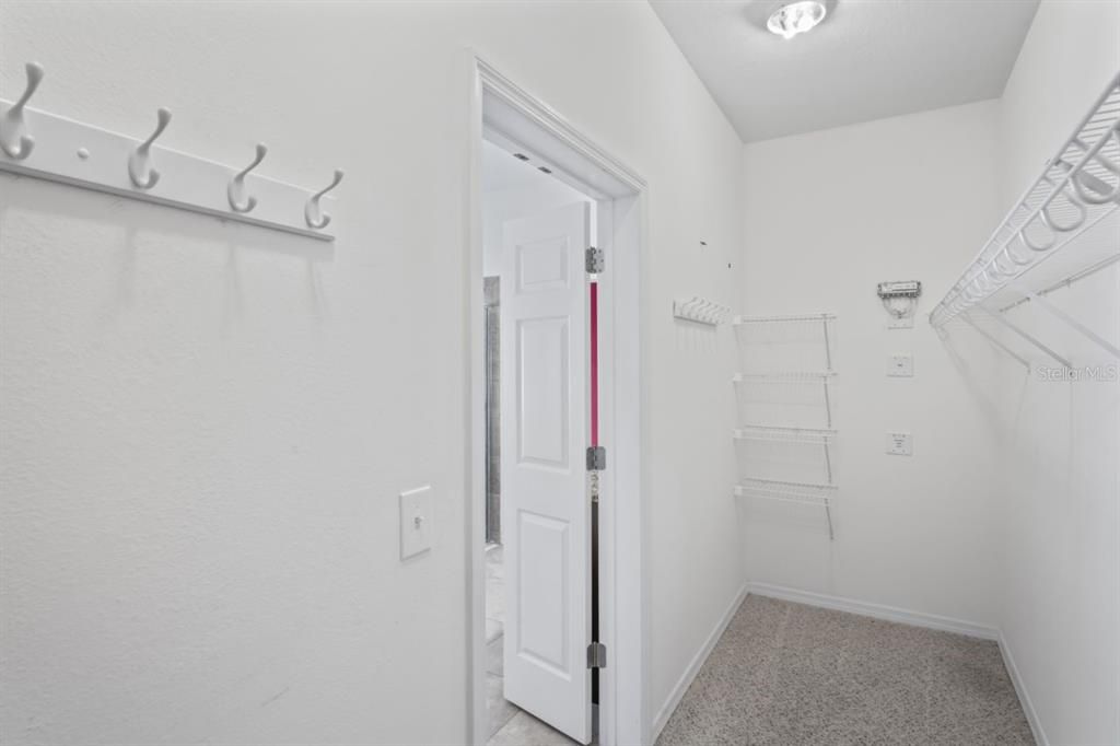 Active With Contract: $369,000 (3 beds, 2 baths, 1740 Square Feet)