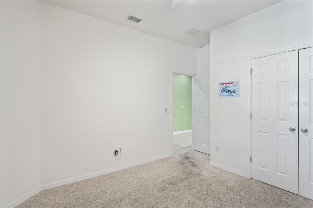 Active With Contract: $369,000 (3 beds, 2 baths, 1740 Square Feet)