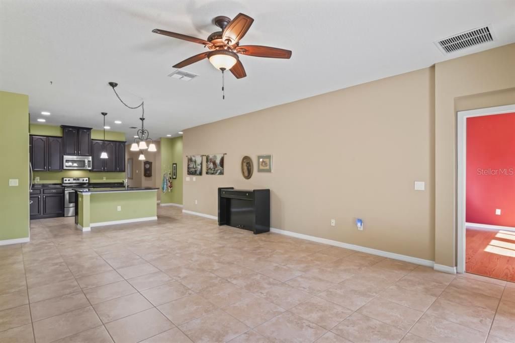 Active With Contract: $369,000 (3 beds, 2 baths, 1740 Square Feet)