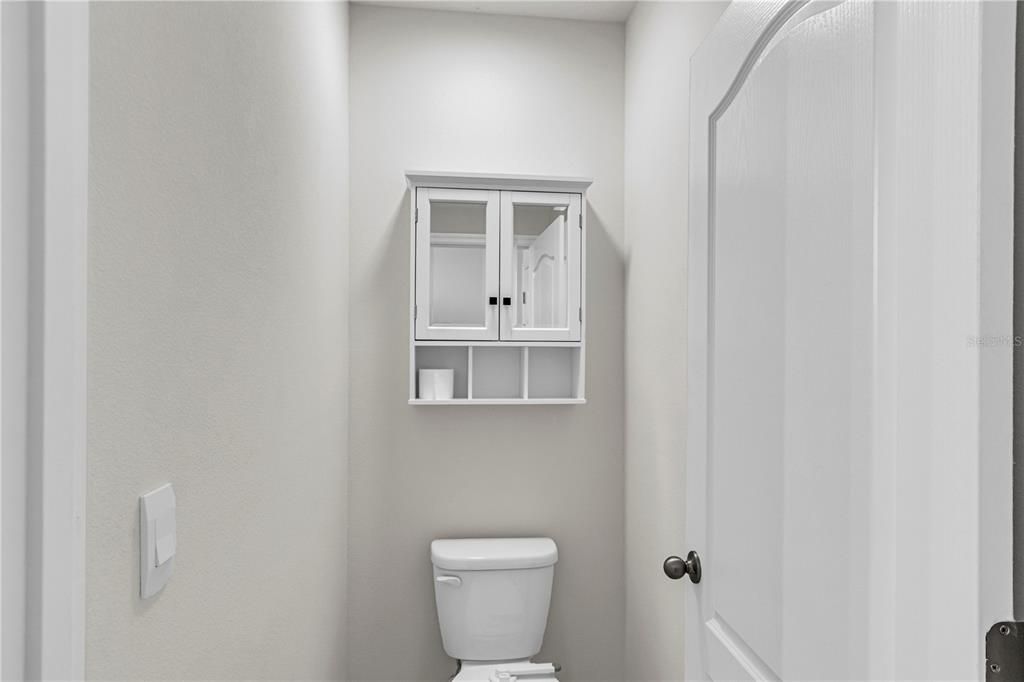 For Rent: $2,500 (3 beds, 2 baths, 1706 Square Feet)