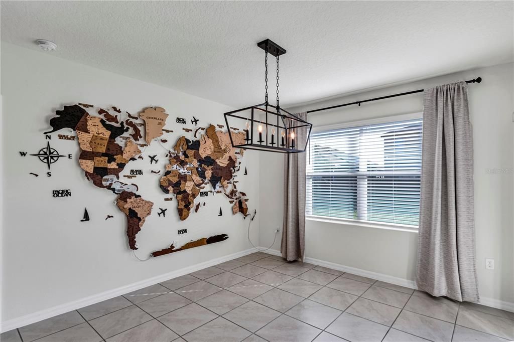 For Rent: $2,500 (3 beds, 2 baths, 1706 Square Feet)