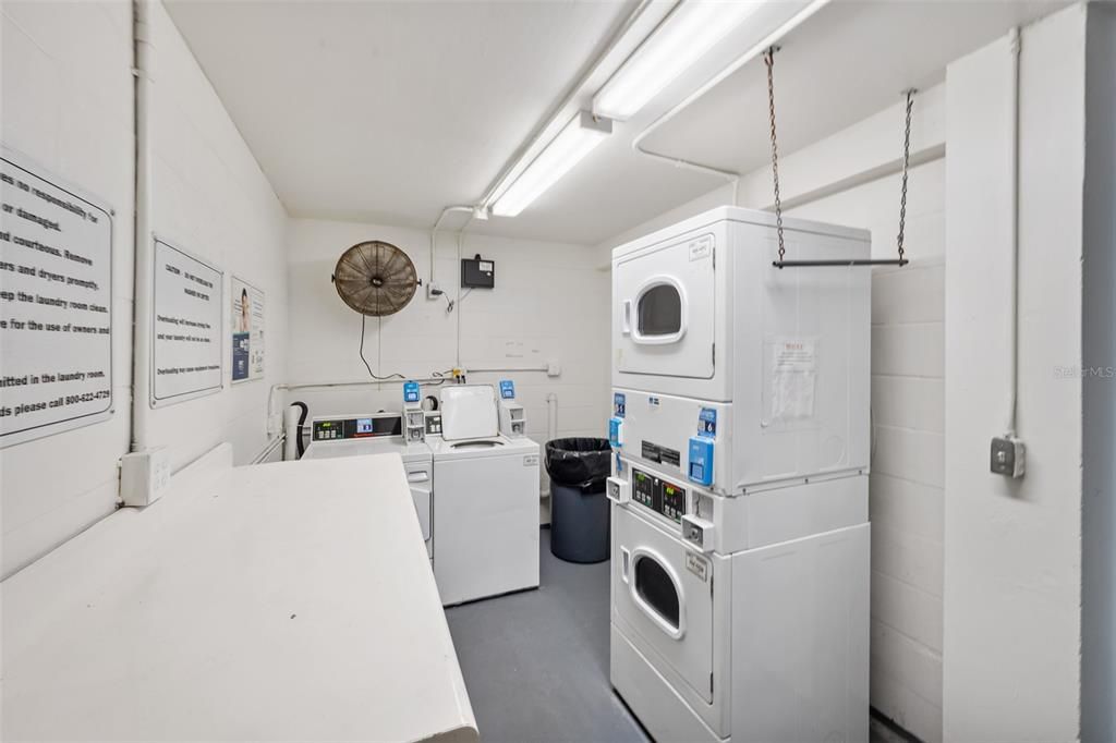 Active With Contract: $150,000 (1 beds, 1 baths, 478 Square Feet)